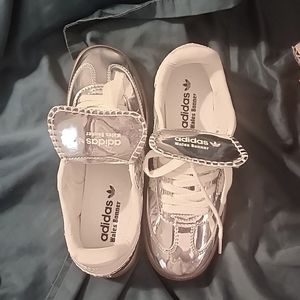 Women's Adidas Wales Bonner size 6